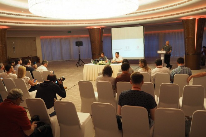 F1バーレーンGP現地情報 1回目