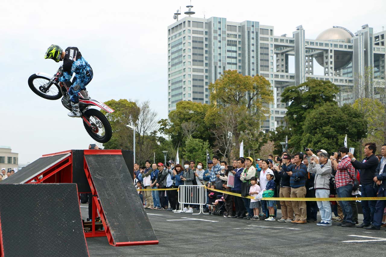 トライアルデモンストレーションの様子