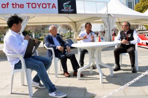 C会場でトークショーを行ったトムス大岩湛矣社長と関谷正徳監督