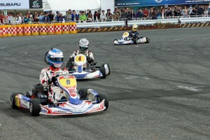 初日のカートレースの様子