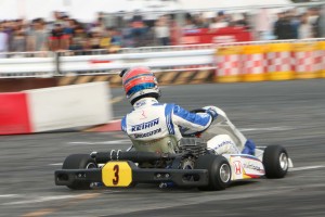 2日目のカートレースの様子