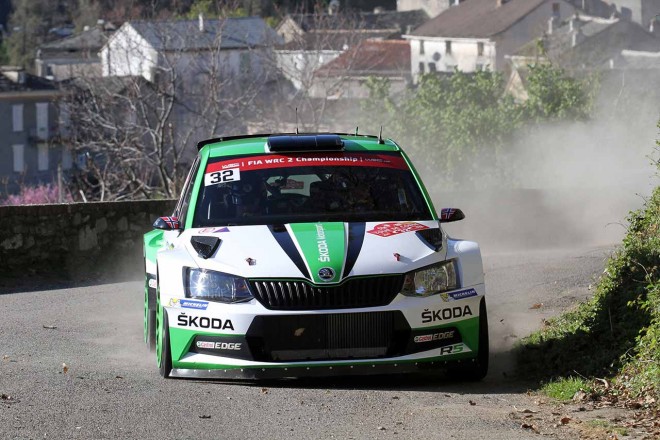 ミケルセンがドライブするシュコダ・ファビアR5