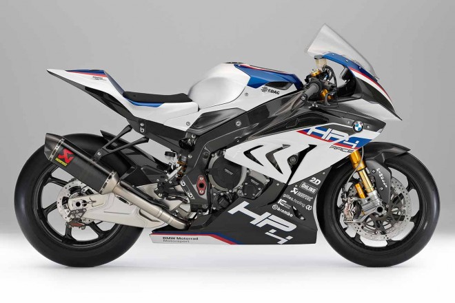 BMWの新型ロードレース専用車『HP4 RACE』