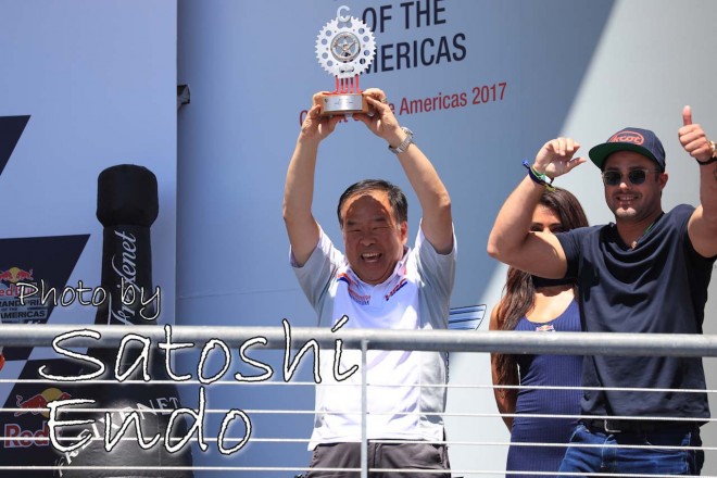 MotoGP現地トピックス：スズキの新旧ライダーが集結。会見では愛の告白も