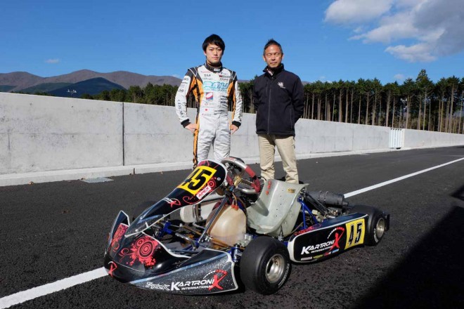 『レーシングカートテクニックDVD』では、国本選手が模範走行を披露、基礎から応用、さらに実戦ノウハウまで盛り込まれている