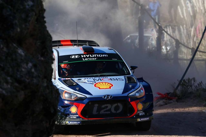 2017WRC第5戦アルゼンティーナ ティエリー・ヌービル（ヒュンダイi20クーペWRC）