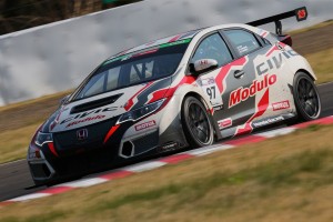 97号車Modulo CIVIC TCRの伊藤真一/海老澤紳一/中野信治組