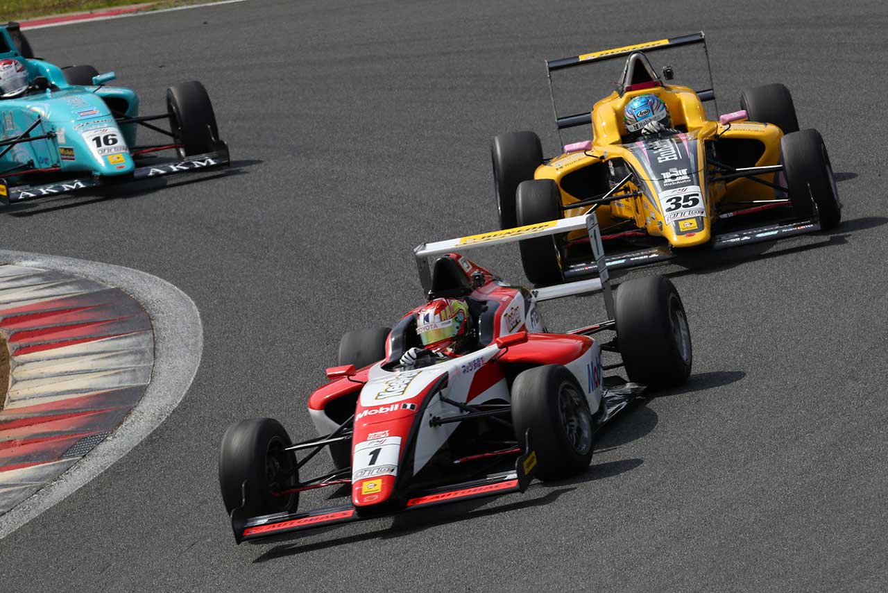 FIA-F4選手権 第3戦富士を制した宮田莉朋（FTRSスカラシップF4）