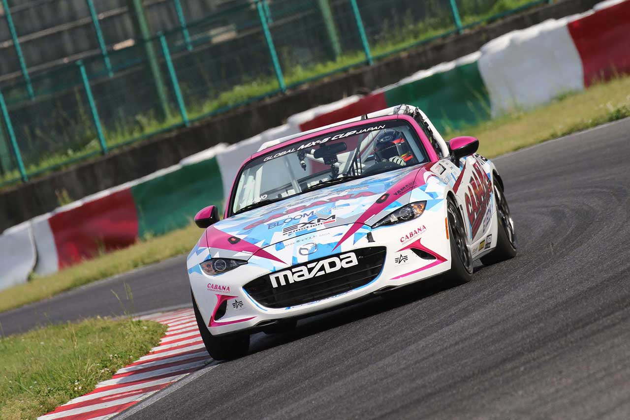 グローバルMX-5カップ第2戦を制した山野哲也（CABANA Racing）