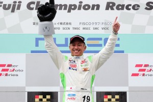 インタープロトシリーズ第1戦・プロフェッショナルを制した関口雄飛(GRIT RACING)