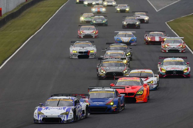 GT300クラス　レーススタート