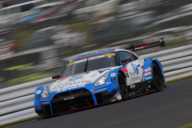 フォーラムエンジニアリング ADVAN GT-R