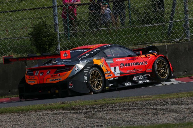 レース序盤にクラッシュしたARTA NSX-GT