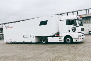 水瀬きいのサーキット探訪記：日本から28時間の大移動。ドイツから九州に思いを馳せて