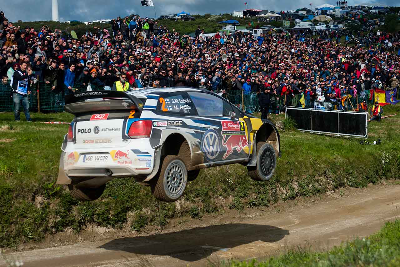 ラリー・ポルトガルの名物と言えるファフェのジャンピングスポットは、多くのファンが詰めかける