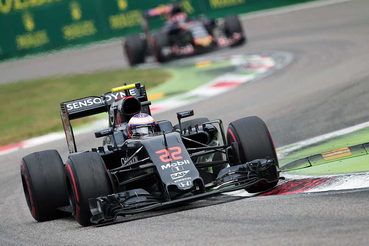 F1モナコGPで1戦限りの復活を果たすバトン