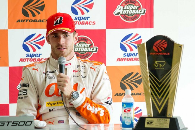 ジェームス・ロシター（au TOM'S LC500）