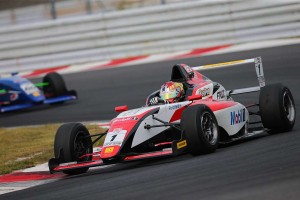 宮田莉朋（FTRSスカラシップF4）