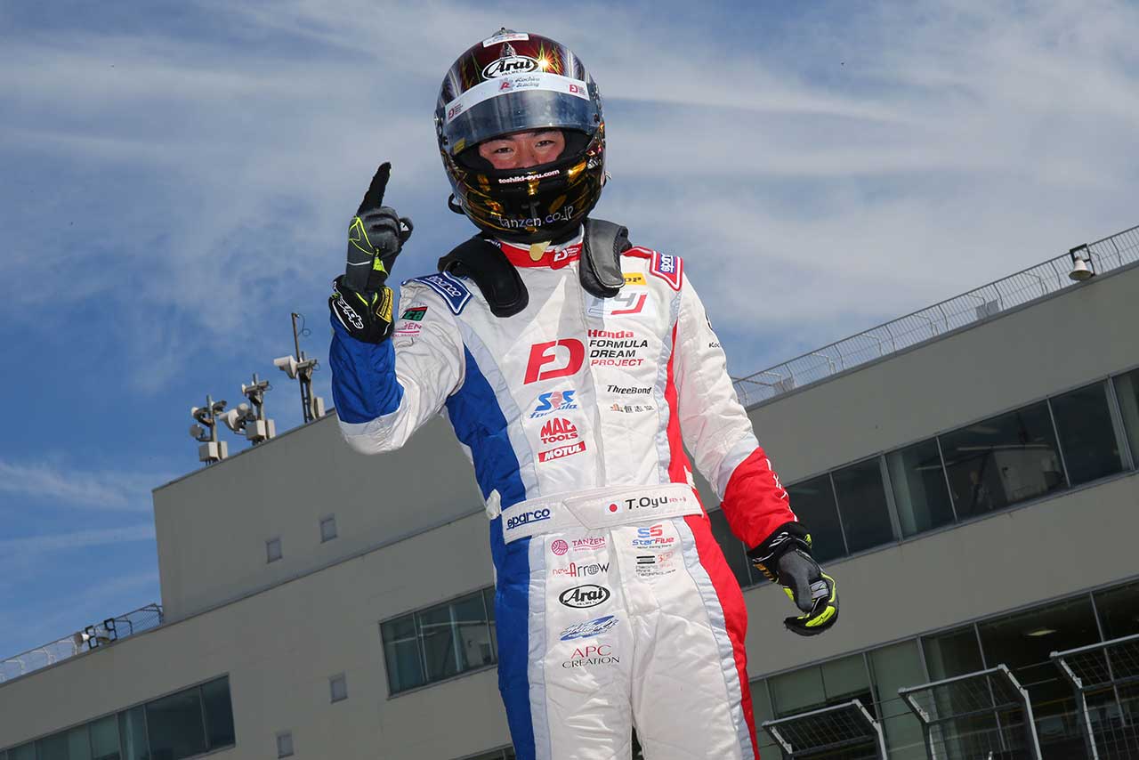 FIA-F4選手権第6戦オートポリスを制した大湯都史樹（HFDP／SRS／コチラレーシング）