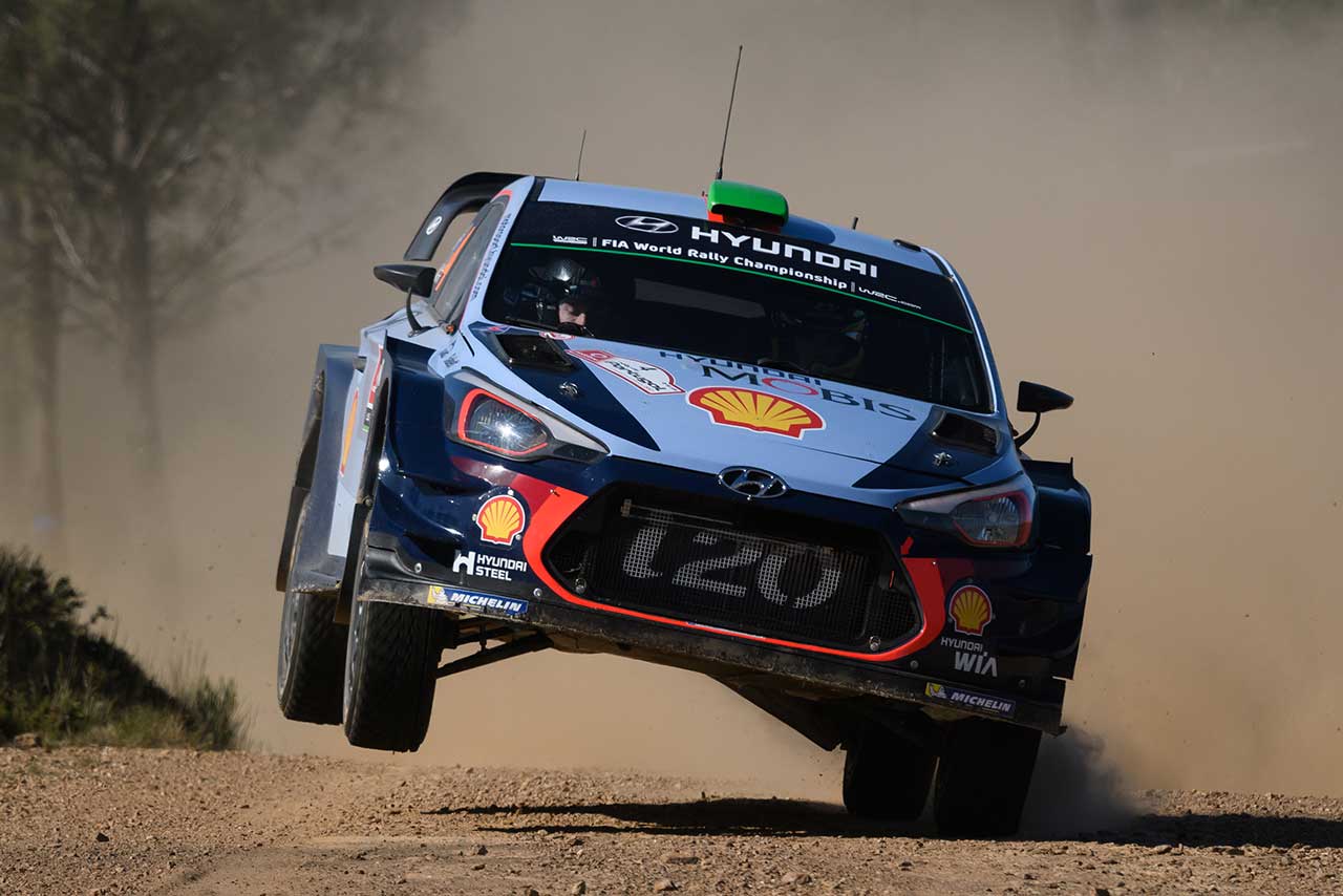 ヘイデン・パッドンが操るヒュンダイi20クーペWRC