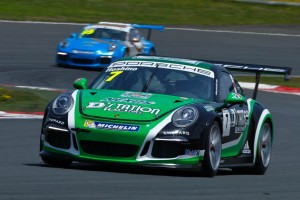 オーバーオールにエントリーしている星野敏