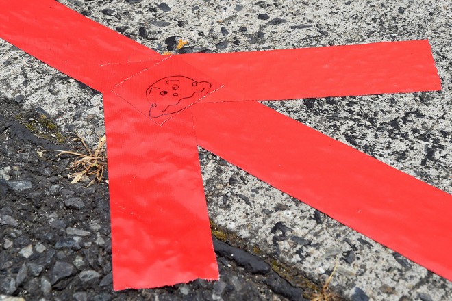 P.MU／CERUMO・INGINGのピットレーンに描かれていた落書き