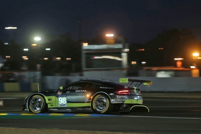 LM-GTEアマクラス暫定首位の98号車アストンマーチン・バンテージ