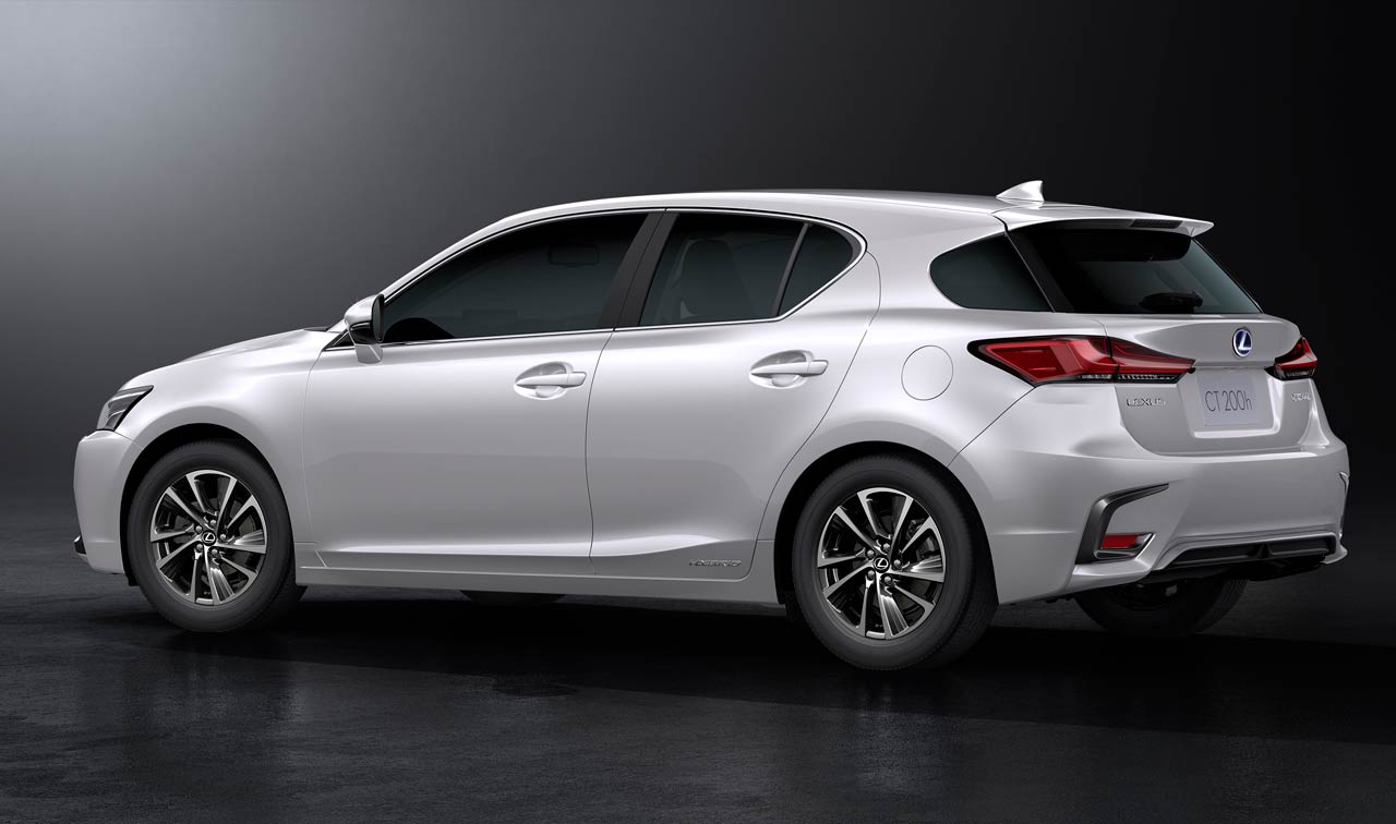 CT200h（プロトタイプ）