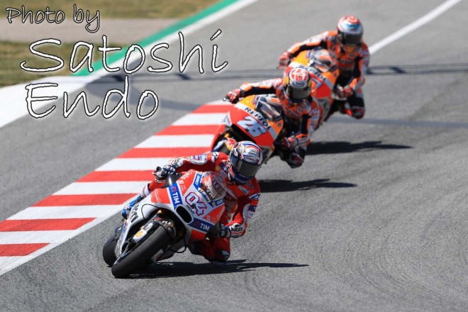 MotoGP現地トピックス：大盛り上がりのカタルーニャ。ロレンソが珍しくファンサービス？