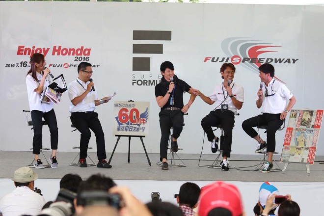 2016年のステージイベントの様子