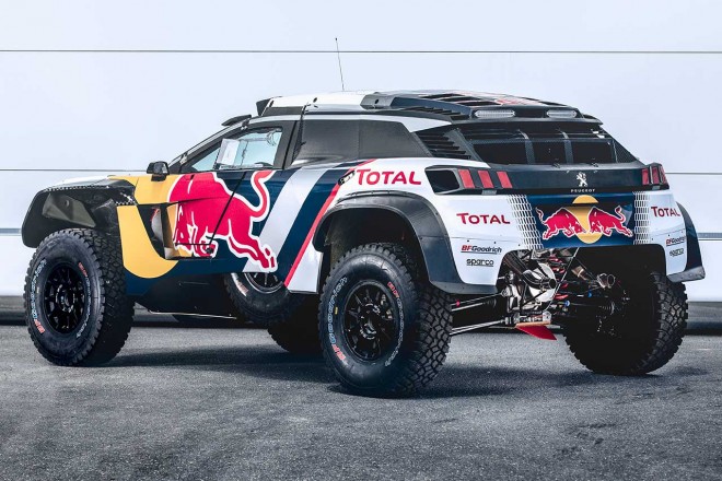 プジョーが2018年のダカールラリーに投入する3008DKR Maxi