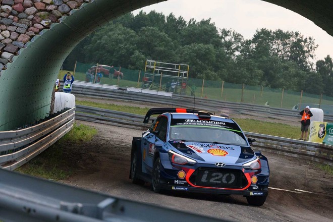 ティエリー・ヌービル（ヒュンダイi20クーペWRC）