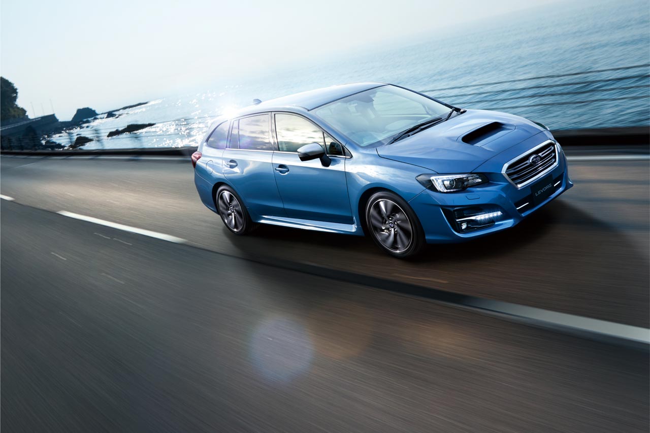 スバル・レヴォーグ