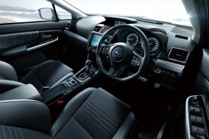 レヴォーグ インパネ