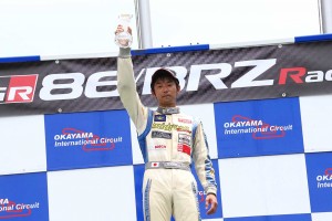 86/BRZ第4戦岡山 クラブマンシリーズで優勝した神谷裕幸(N中部ミッドレス スノコ86)