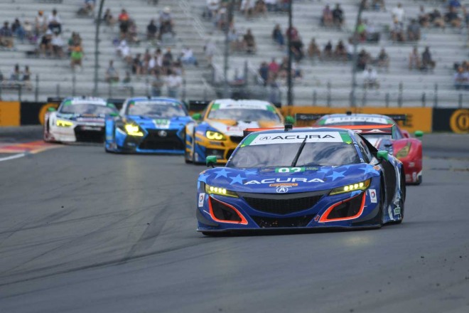 クラス首位を走る93号車NSX GT3