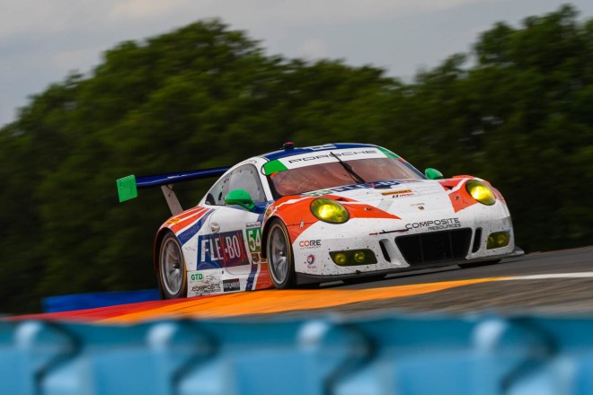 COREオートスポーツの54号車ポルシェ911 GT3 R