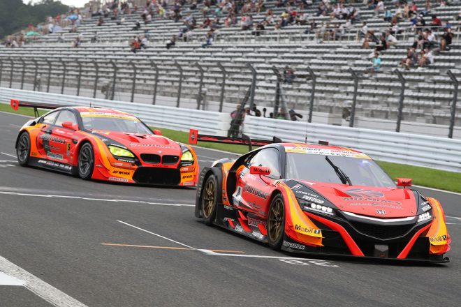 ARTA NSX-GTとARTA BMW M6 GT3
