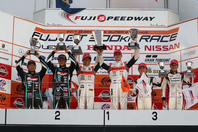 スーパーGT第5戦富士 GT300クラス表彰台