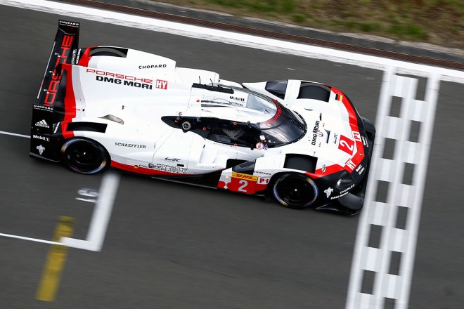 2号車ポルシェ919ハイブリッド（ティモ・ベルンハルト／アール・バンバー／ブレンドン・ハートレー）