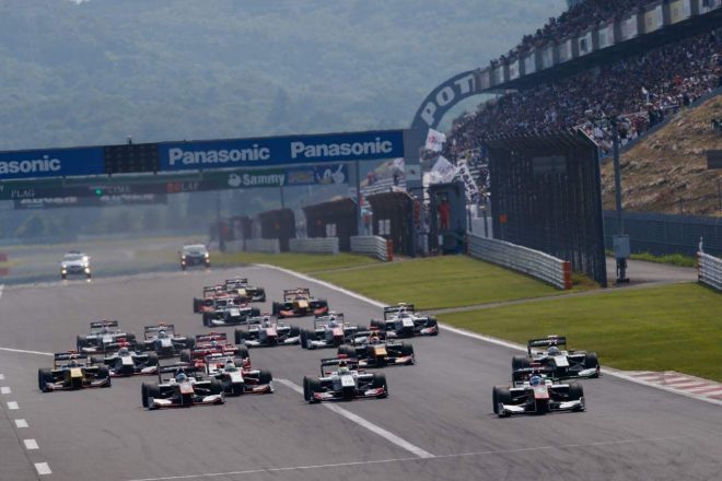 2017スーパーフォーミュラ第3戦富士 スタートシーン