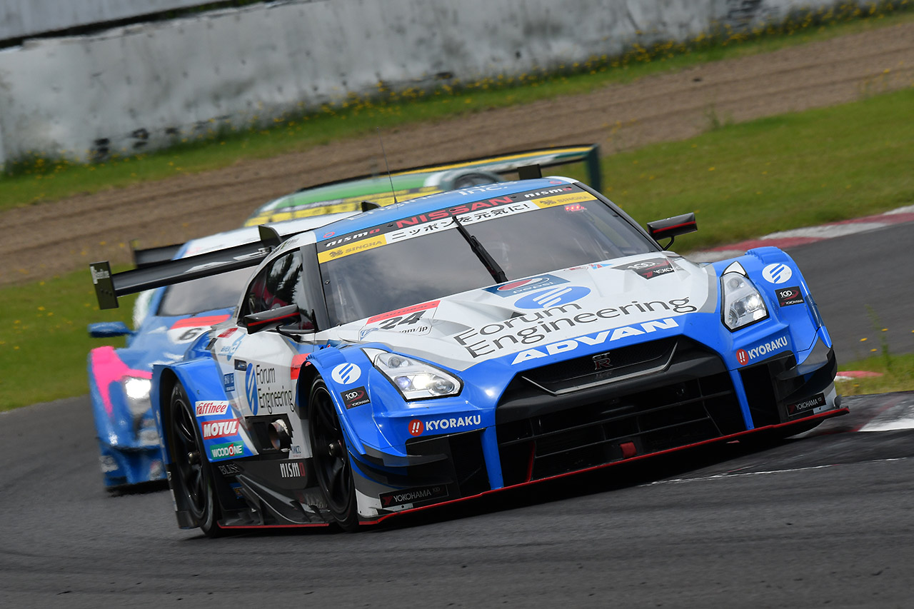 フォーラムエンジニアリング ADVAN GT-R