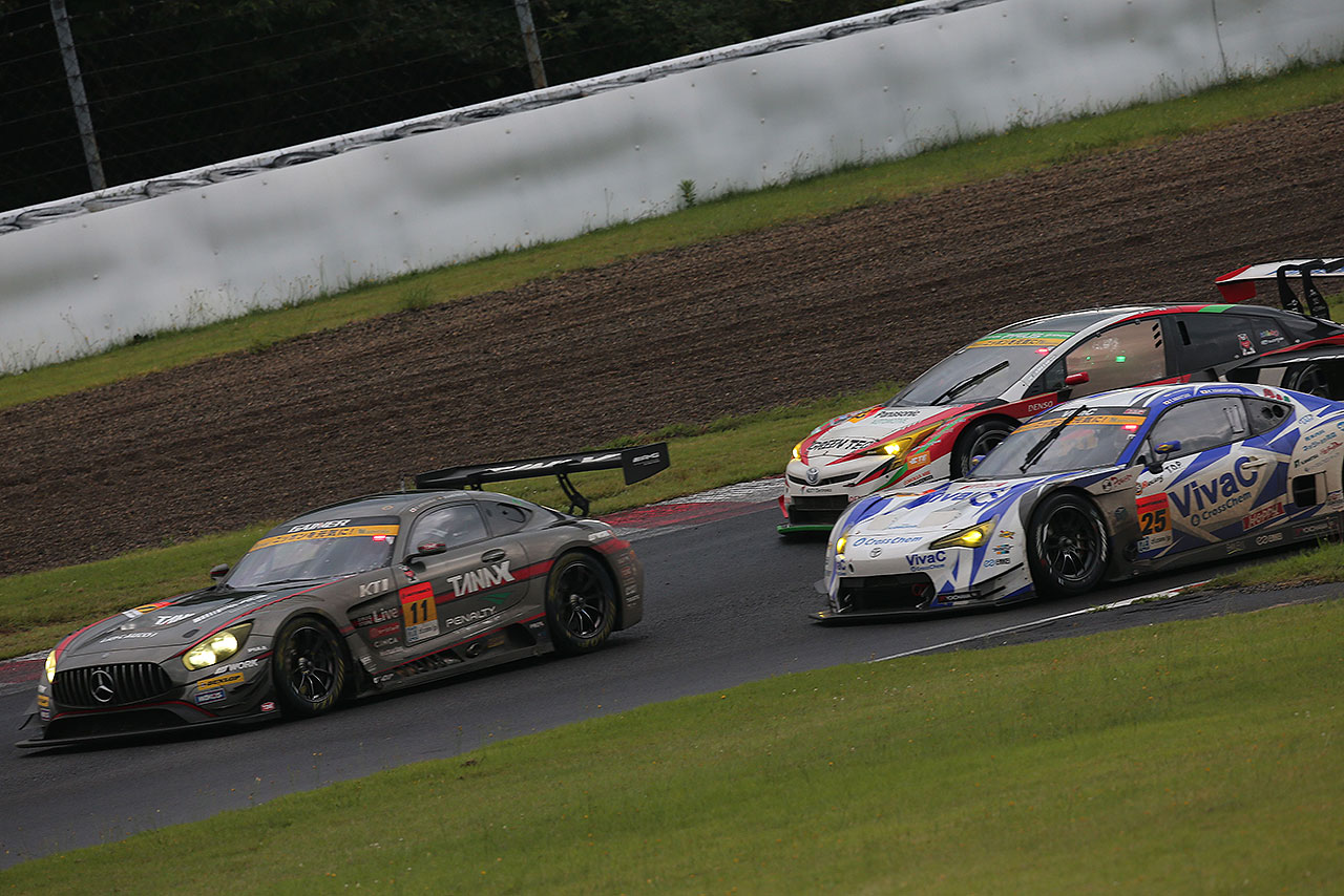 スーパーGT第4戦SUGO、GT300クラスの決勝を左右したものとは