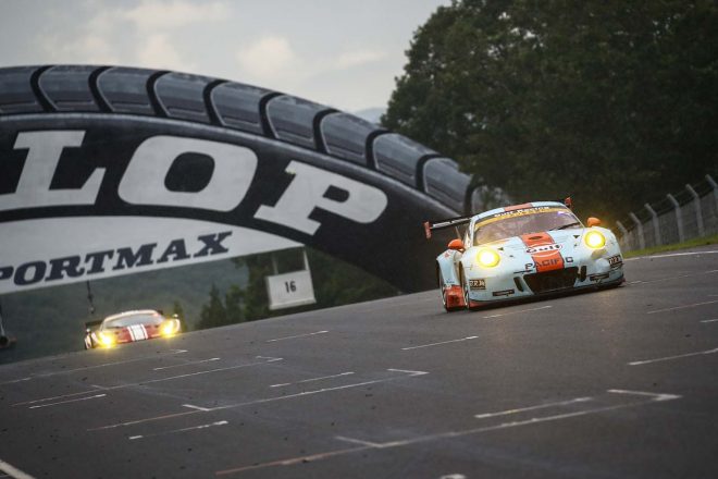 GULF NAC PORSCHE 911 2017スーパーGT第4戦SUGO