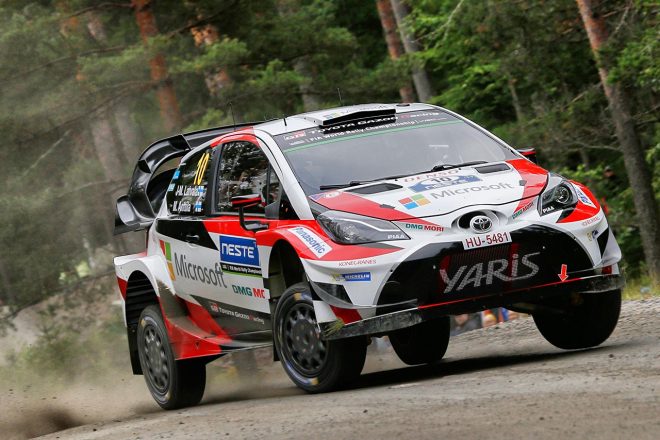 シェイクダウンステージを走行するヤリ-マティ・ラトバラ（トヨタ・ヤリスWRC）