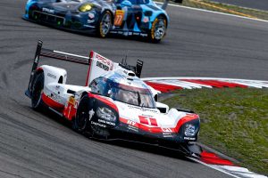 ポルシェはWEC後半戦に向けハイダウンフォース仕様を第4戦ニュルブルクリンクから投入。第4戦はチームオーダーの末、2号車ポルシェが優勝した。