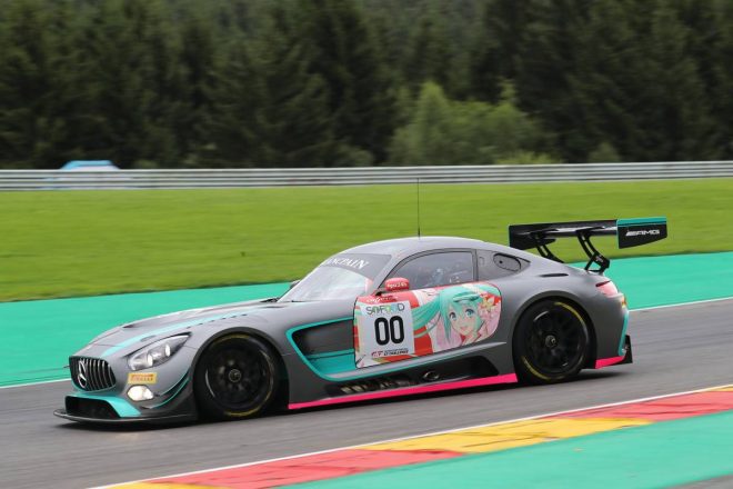 リタイアとなったGOODSMILE RACING＆Team UKYOの00号車メルセデスAMG GT3