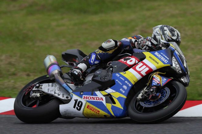 #19 MORIWAKI MOTUL RACING 清成龍一