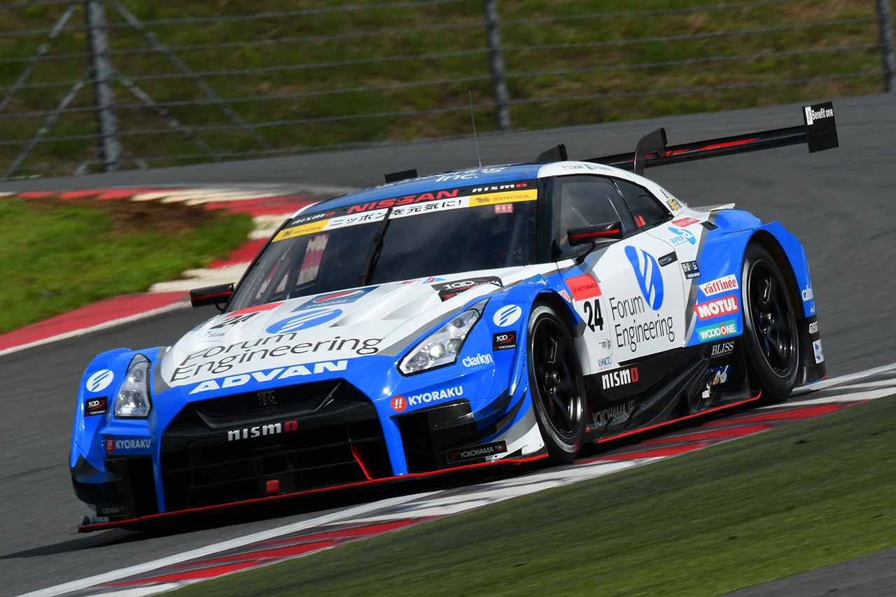 フォーラムエンジニアリング ADVAN GT-R