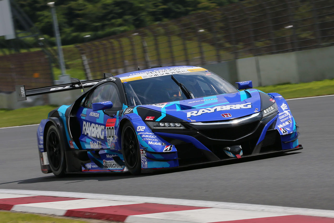 原因不明の失速に見舞われたRAYBRIG NSX-GT